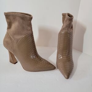 Louise et Cie “Jadran Pointed Toe Bootie” Size 8 Heels